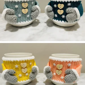 Crochet Pattern for a Christmas Mug Cozy – English Version - Image 4
