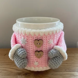 Crochet Pattern for a Christmas Mug Cozy – English Version - Image 5